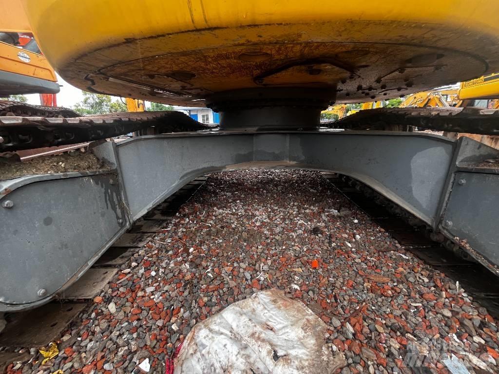 Komatsu PC 138 US 대형 굴삭기 29톤 이상