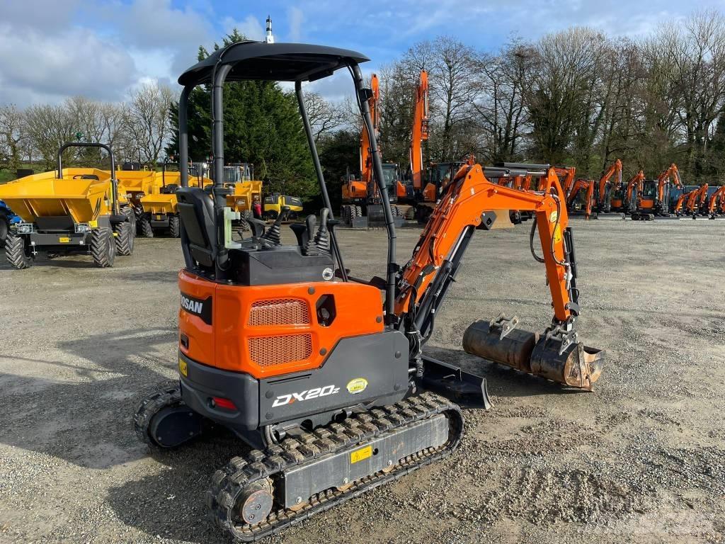 Doosan DX20z 소형 굴삭기 7톤 미만