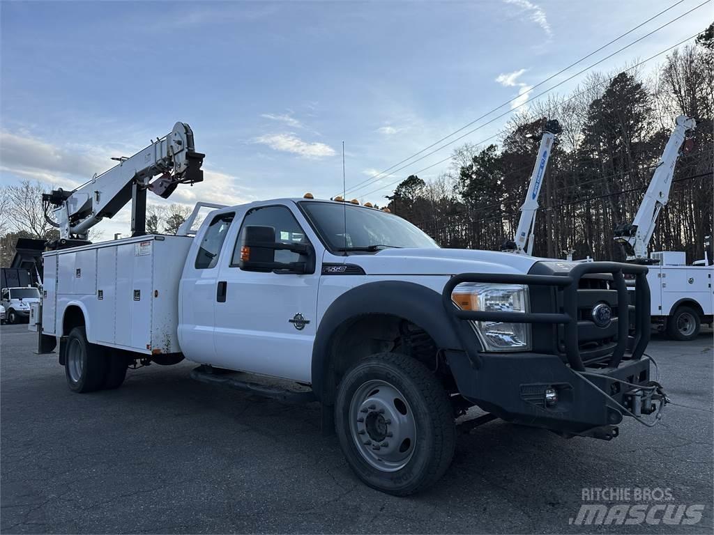 Ford F550 시립/다목적 차량