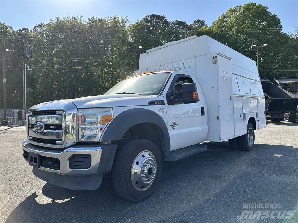 Ford F550 시립/다목적 차량