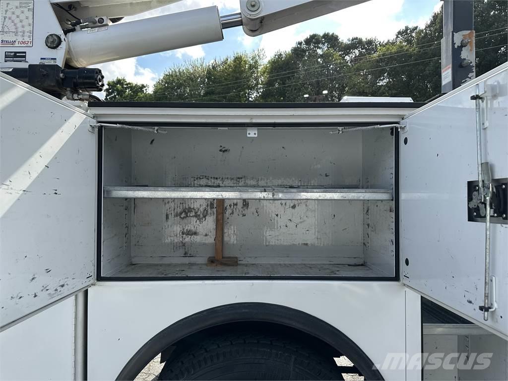Ford F750 시립/다목적 차량