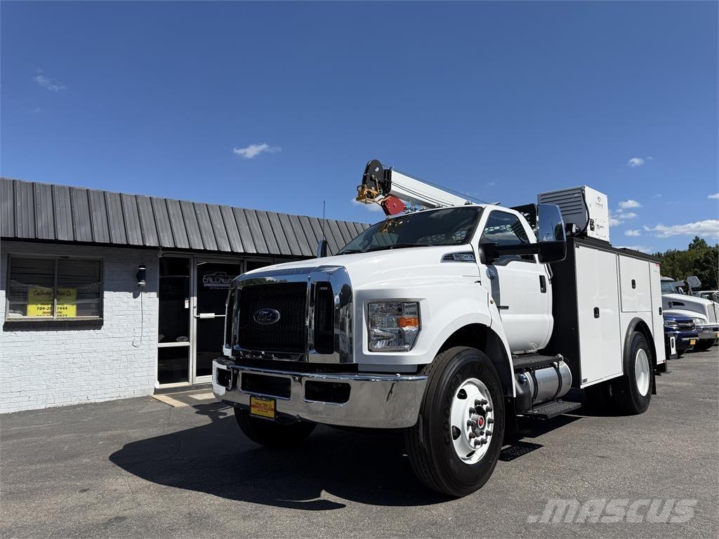 Ford F750 시립/다목적 차량