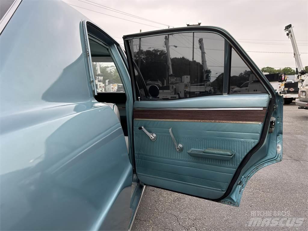 Ford FAIRLANE 기타 트럭