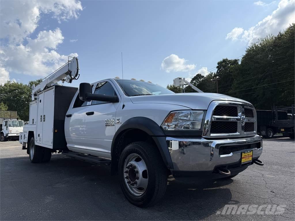 RAM 5500 시립/다목적 차량