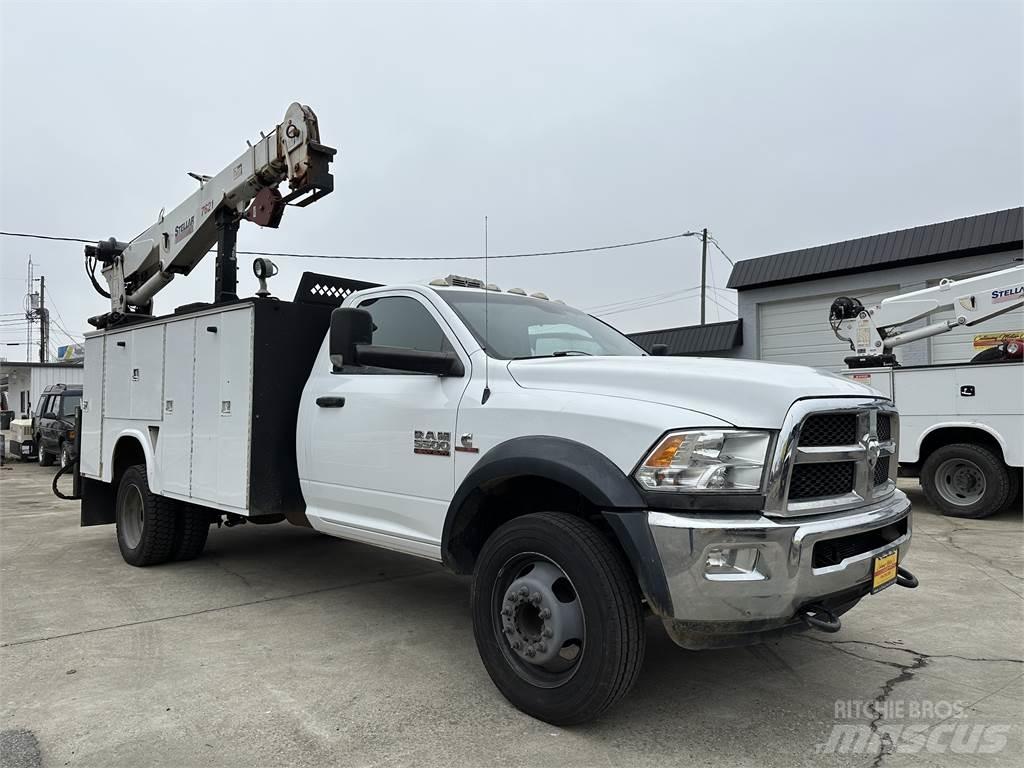 RAM 5500 시립/다목적 차량