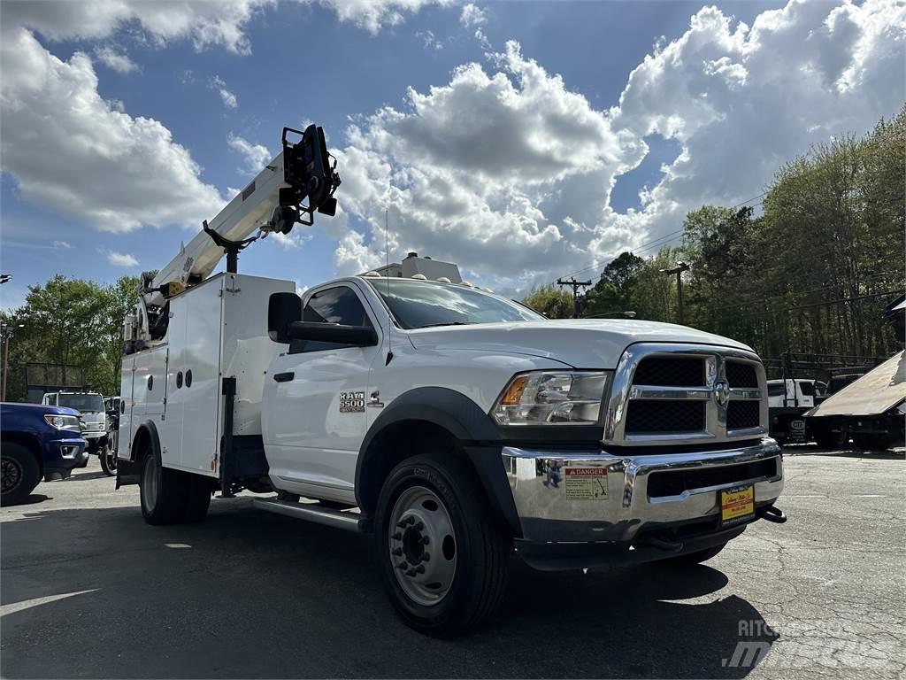 RAM 5500 시립/다목적 차량