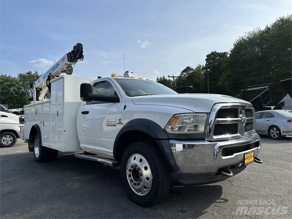 RAM 5500 시립/다목적 차량