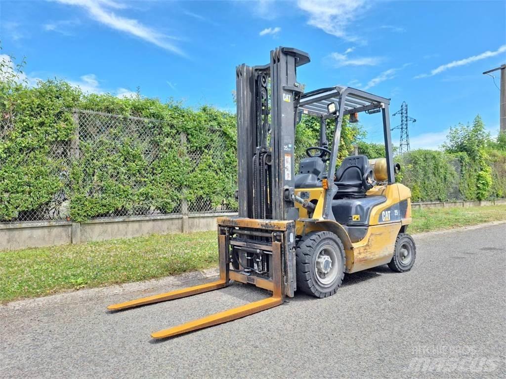 CAT GP25NTD 그 외 지게차