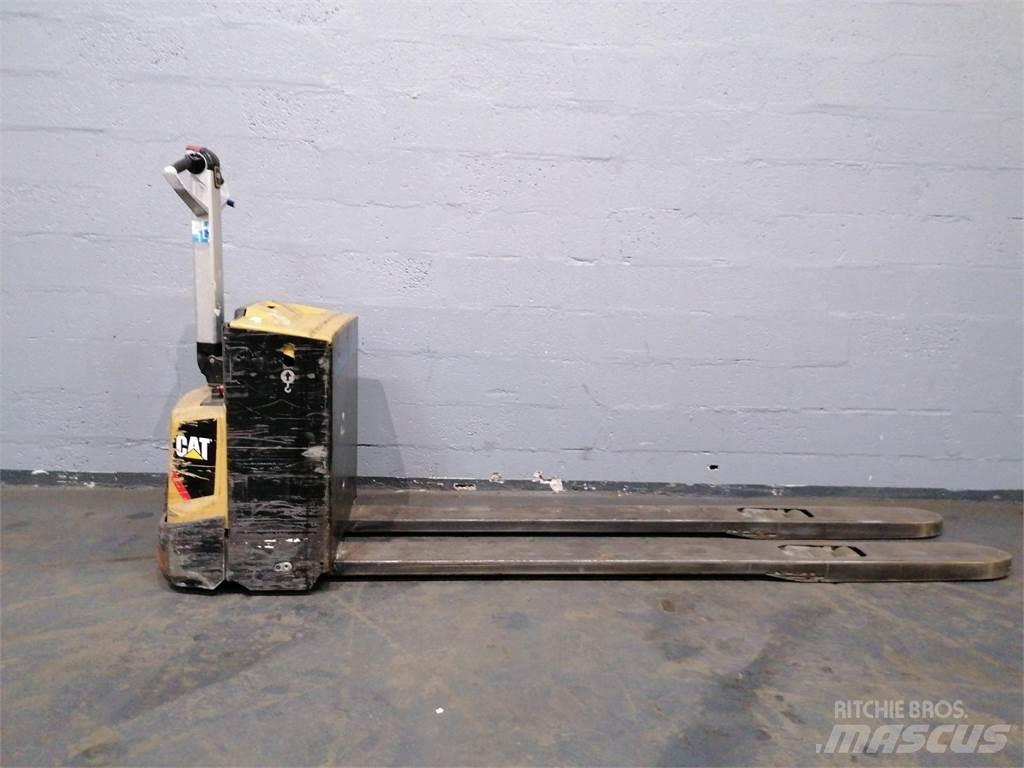 CAT NPP20N2 포크리프트