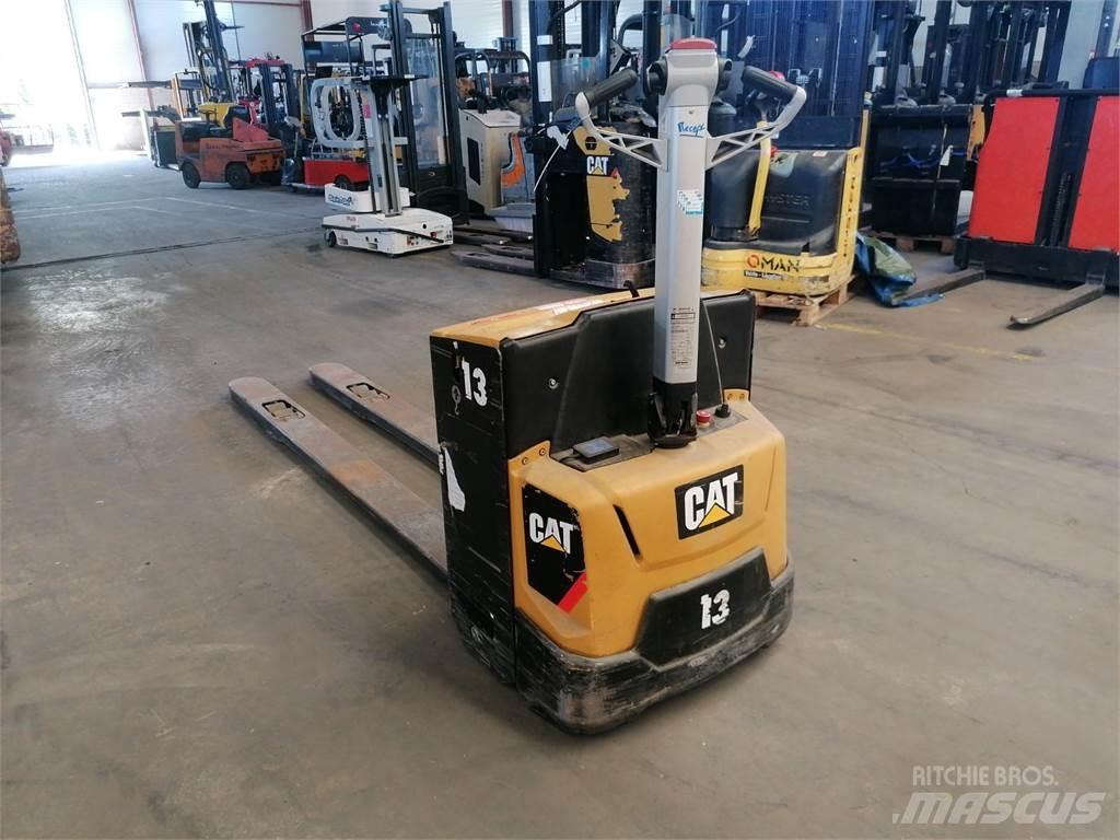CAT NPP20N2 포크리프트