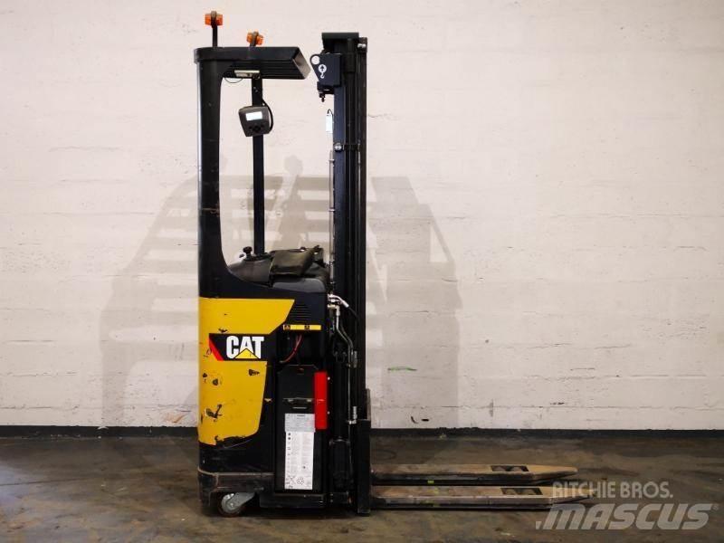 CAT NSR16N 보행식 리치 지게차