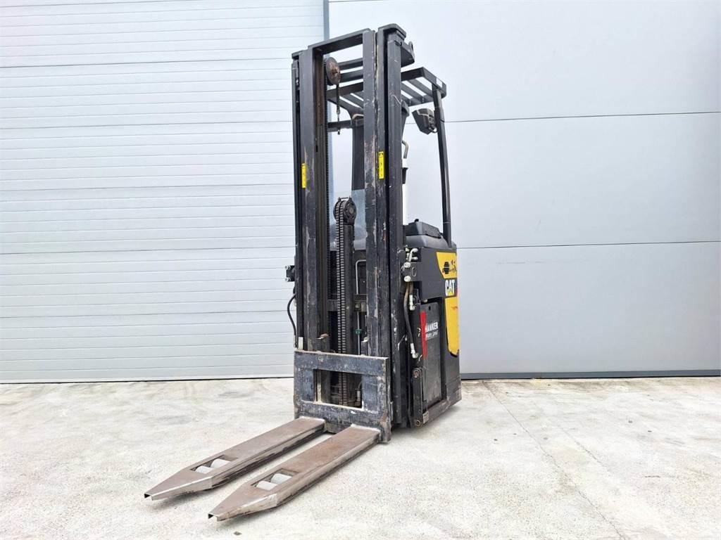 CAT NSR20N 보행식 리치 지게차