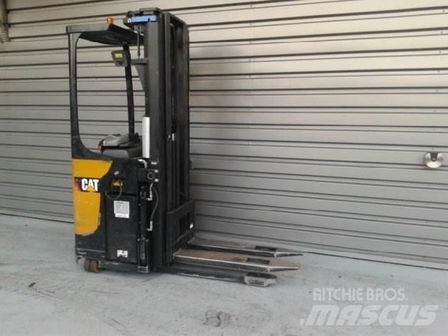 CAT NSR20N 보행식 리치 지게차