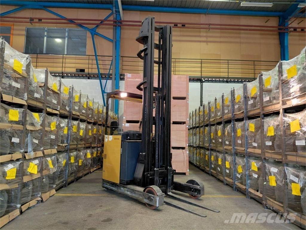 Hyster HYR2.0 리치 트럭