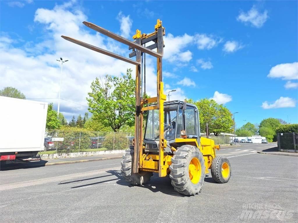 JCB 930-2 험지용 트럭