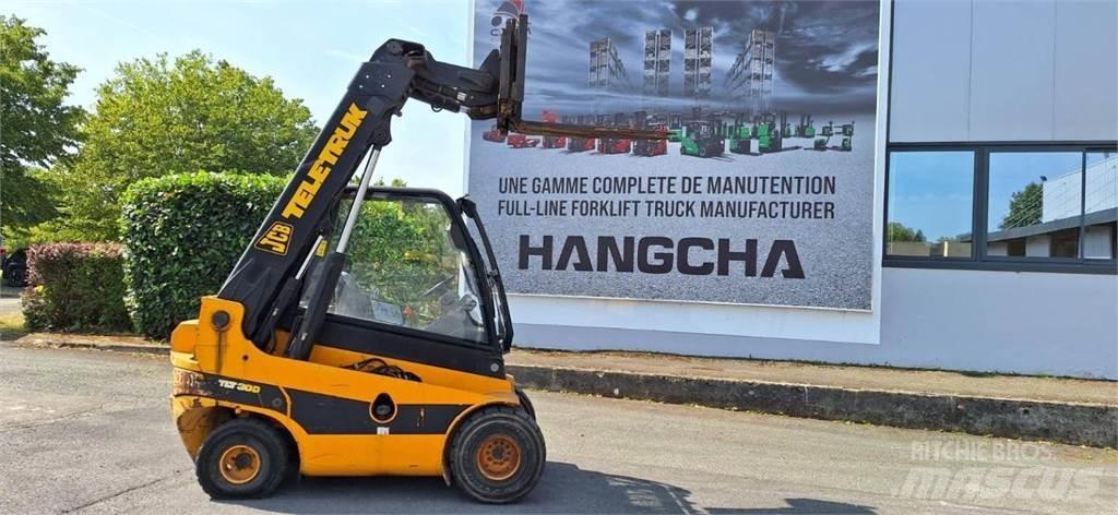 JCB TLT30D 농업용 텔레 핸들러