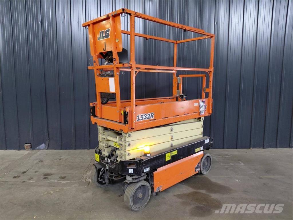 JLG 1532R 가위형 리프트