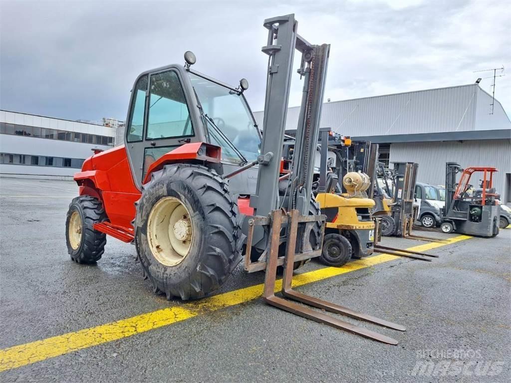 Manitou M30.2 험지용 트럭