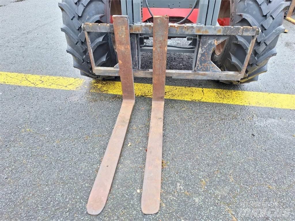 Manitou M30.2 험지용 트럭