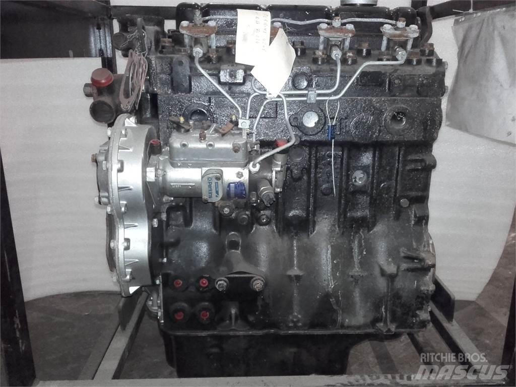 Perkins 42482 엔진