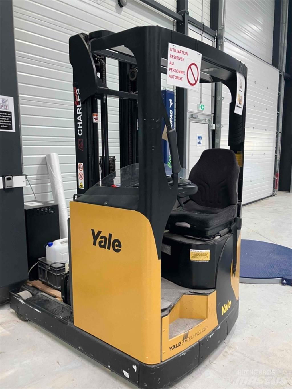 Yale MR14 리치 트럭