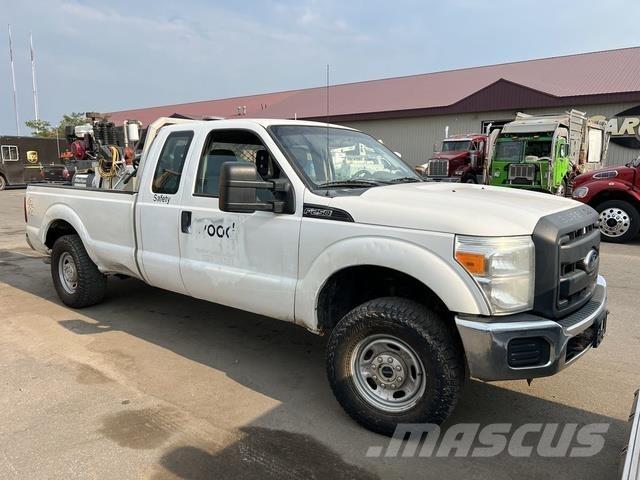 Ford SUPER DUTY 4X4 건설 장비 - 기타