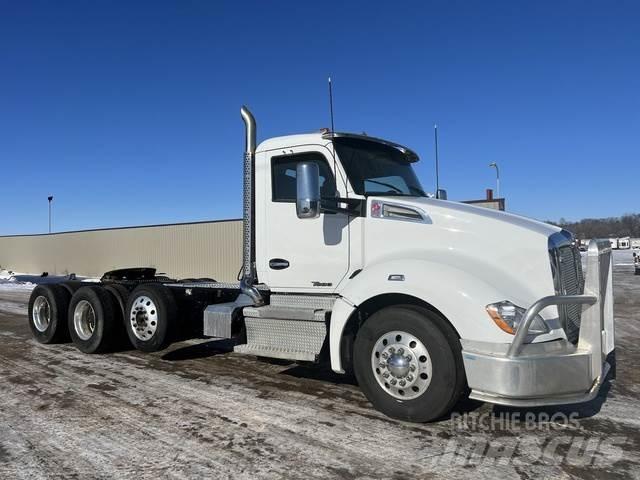 Kenworth T680 기타