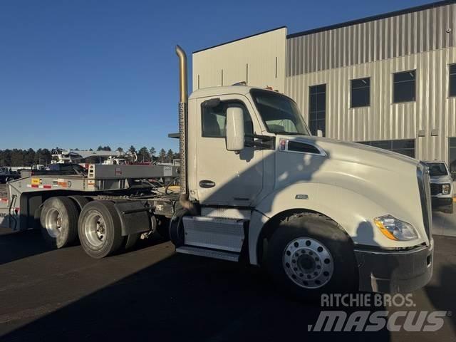 Kenworth T680 기타