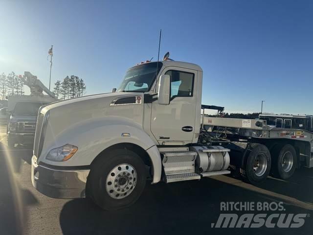 Kenworth T680 기타