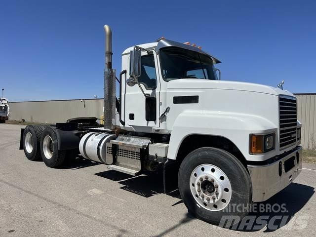 Mack PINNACLE 기타