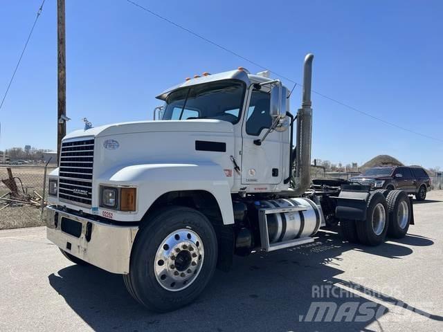 Mack PINNACLE 기타