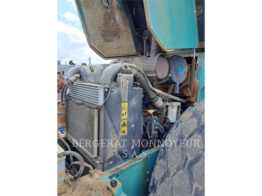 Ammann ASC130D 토양 다짐기