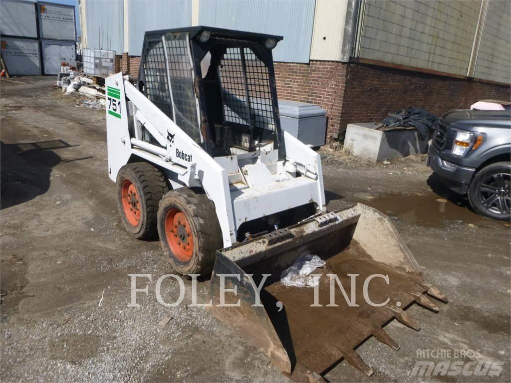 Bobcat 743B  스키드로더
