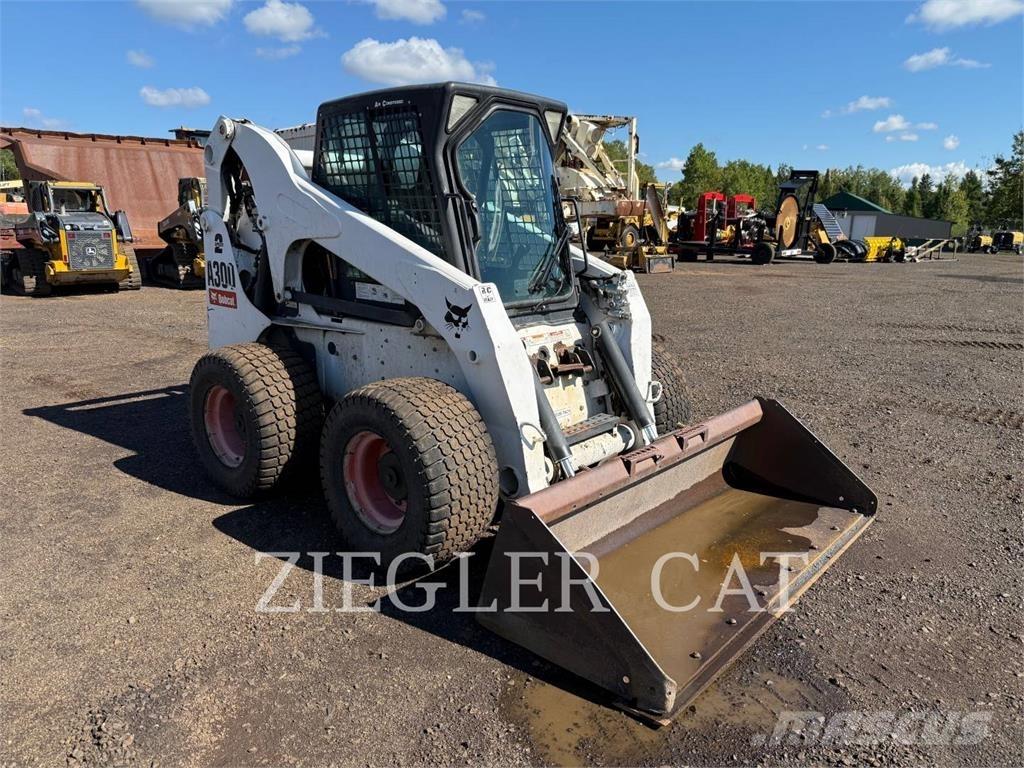 Bobcat A300  스키드로더