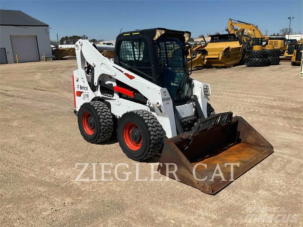 Bobcat A770  스키드로더