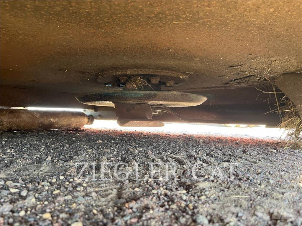 Bobcat BRUSHCAT  스키드로더