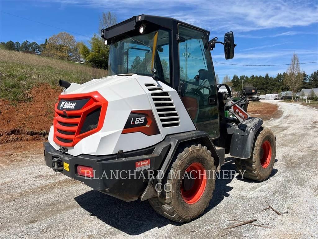 Bobcat L85 미니 로더