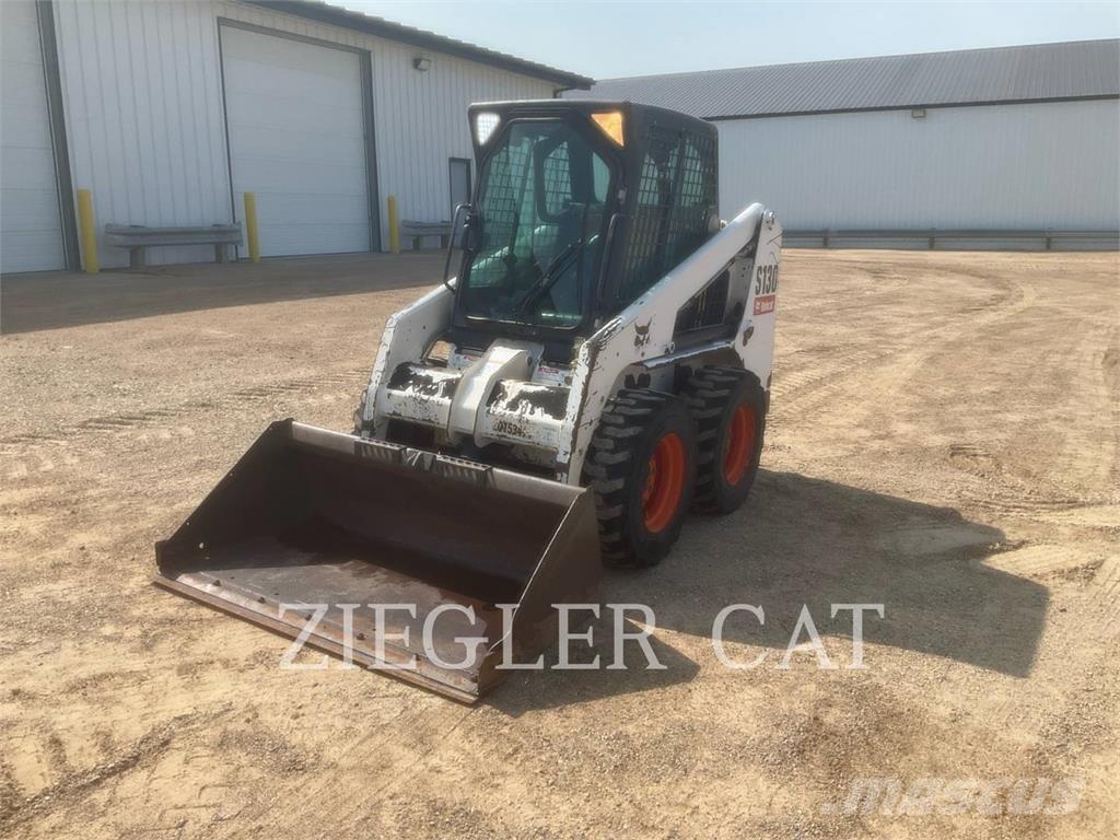 Bobcat S130  스키드로더