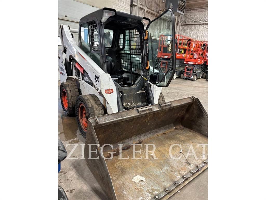 Bobcat S530  스키드로더