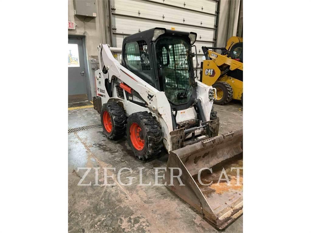 Bobcat S595  스키드로더