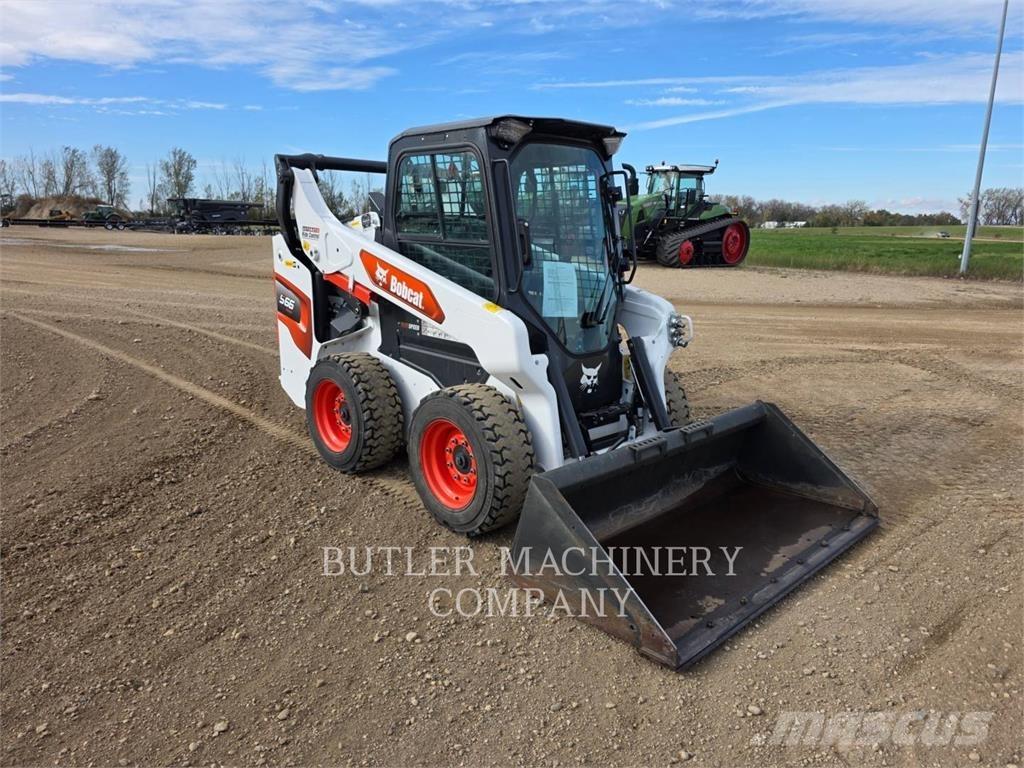 Bobcat S66  스키드로더