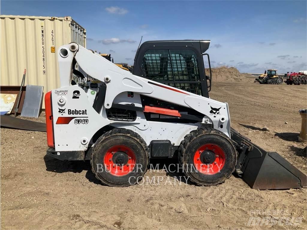 Bobcat S740  스키드로더