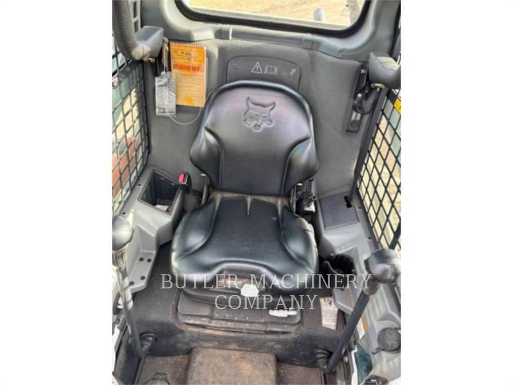 Bobcat S740  스키드로더