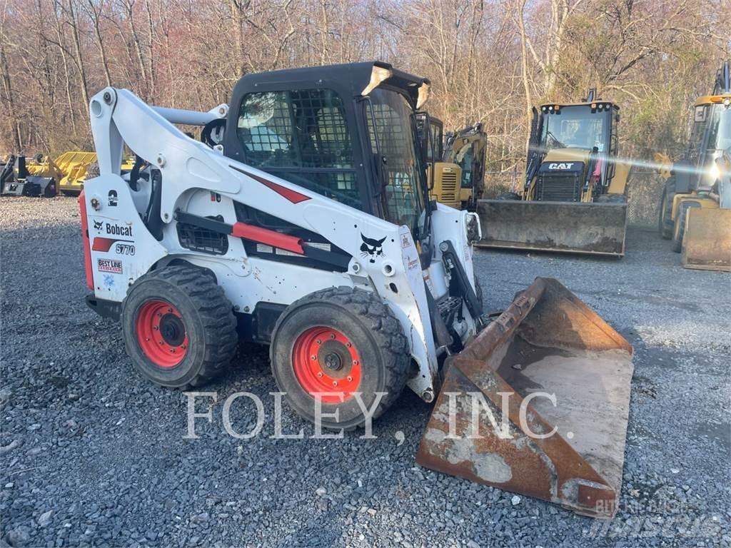 Bobcat S770  스키드로더