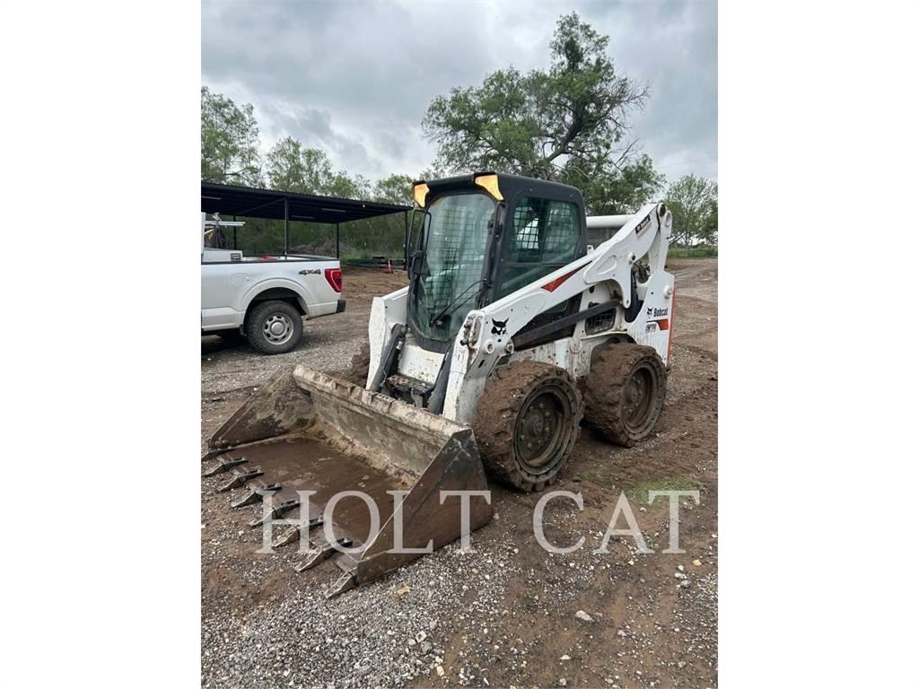 Bobcat S770  스키드로더