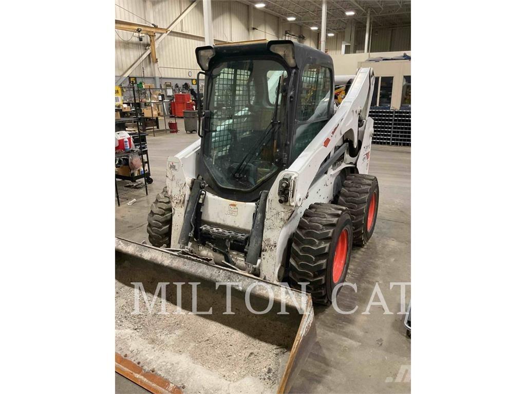 Bobcat S770  스키드로더