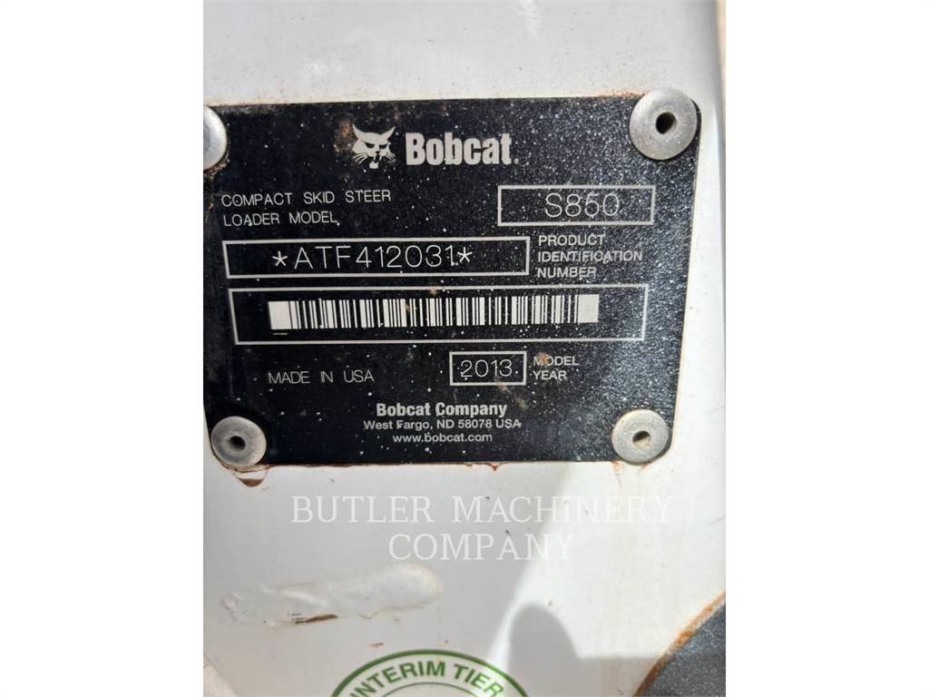 Bobcat S850  스키드로더