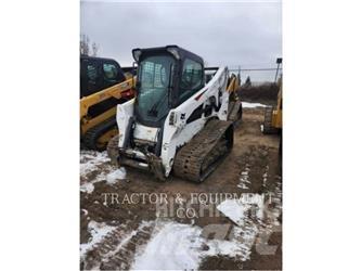 Bobcat T-770  스키드로더