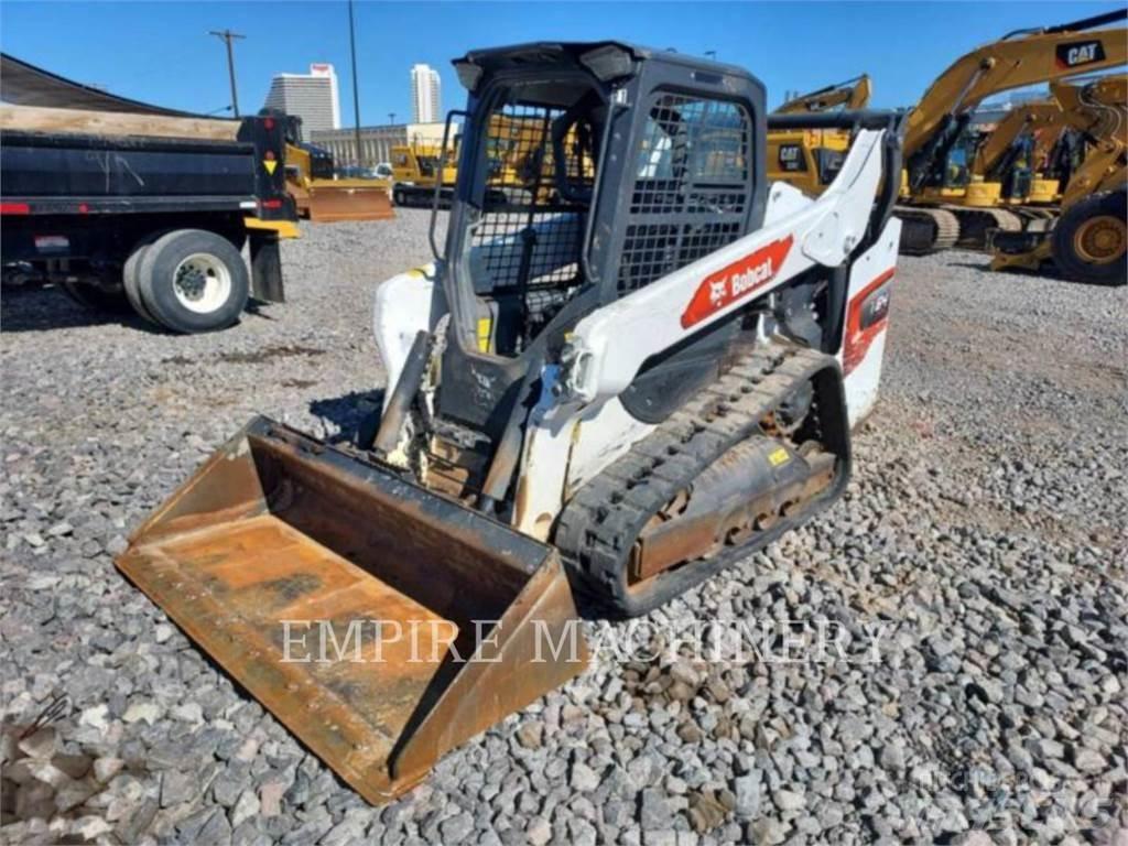 Bobcat T64  스키드로더