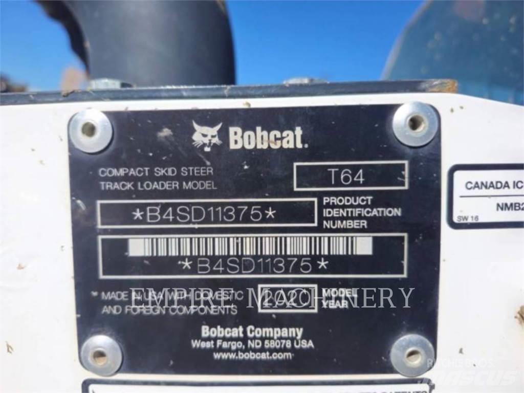 Bobcat T64  스키드로더